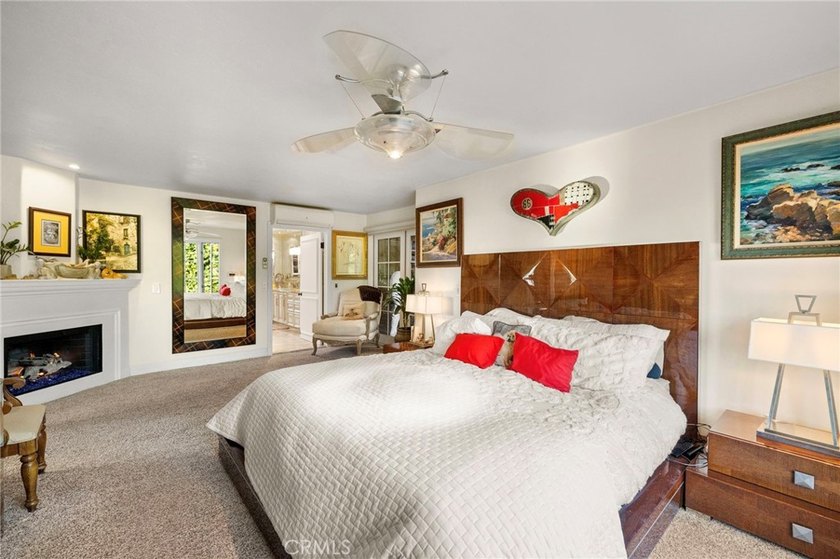 Beautiful North Laguna pool estate with a guest house and golf - photo 11