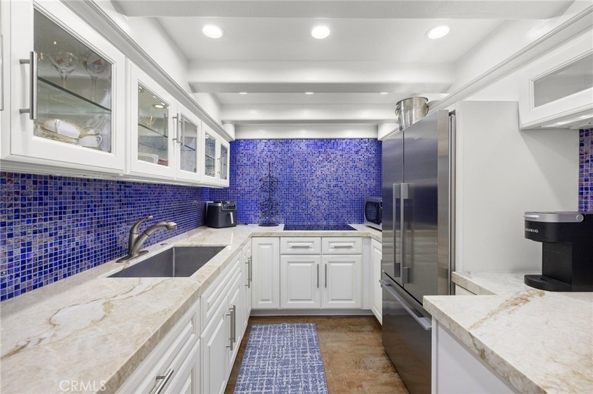 Beautiful North Laguna pool estate with a guest house and golf - photo 18