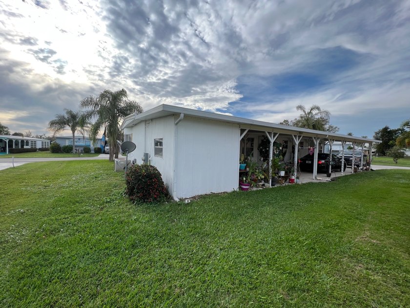 Retirement life made easy in sunny Port Saint Lucie, FL is just - photo 22
