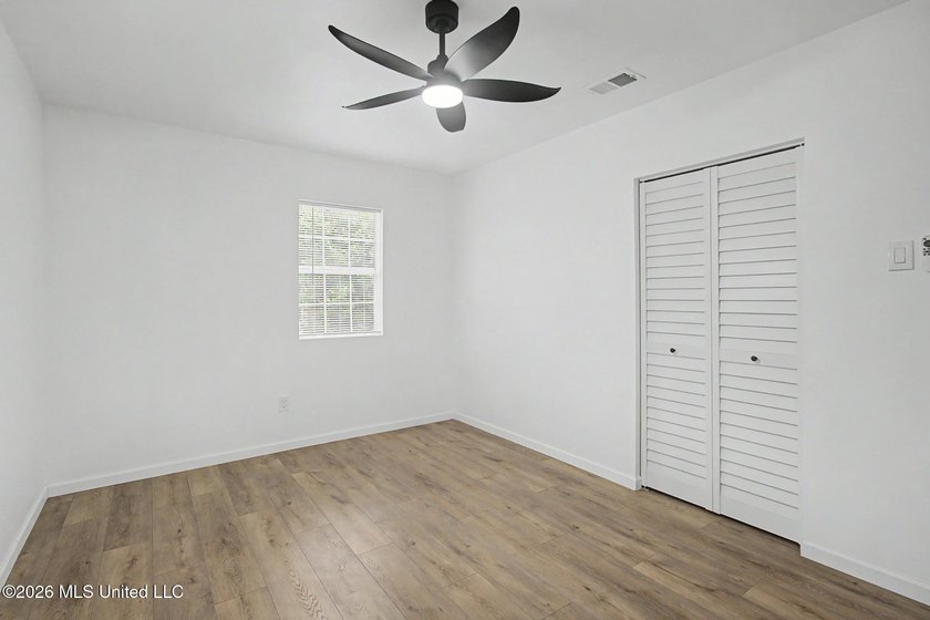 **Motivated Seller!** Welcome to this beautifully upgraded and - photo 8