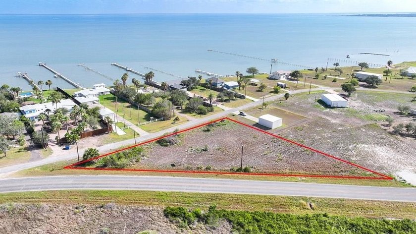 IT'S IN THE COUNTY - AN OUTSTANDING LOCACTION TO BUILD YOUR - photo 3
