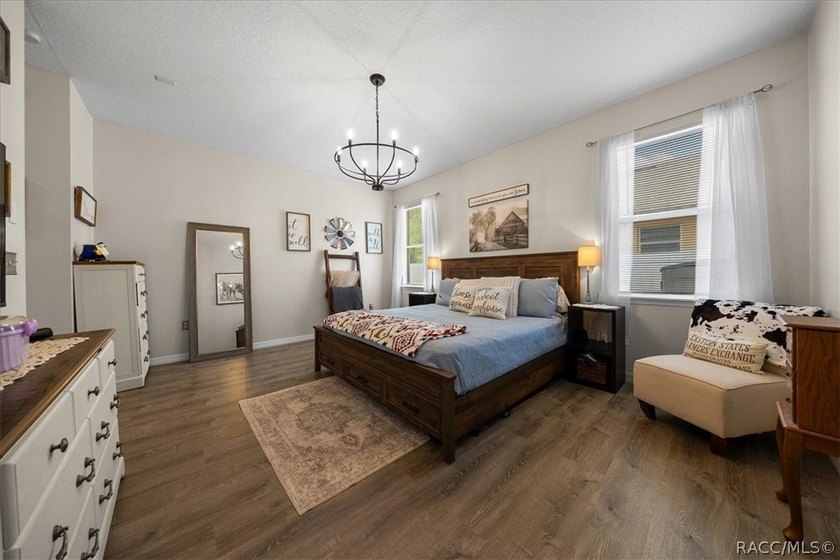 Where comfort, convenience, and cozy charm come together in one - photo 20