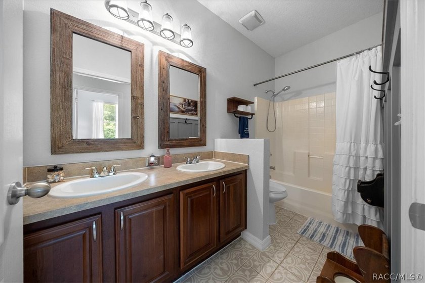 Where comfort, convenience, and cozy charm come together in one - photo 28