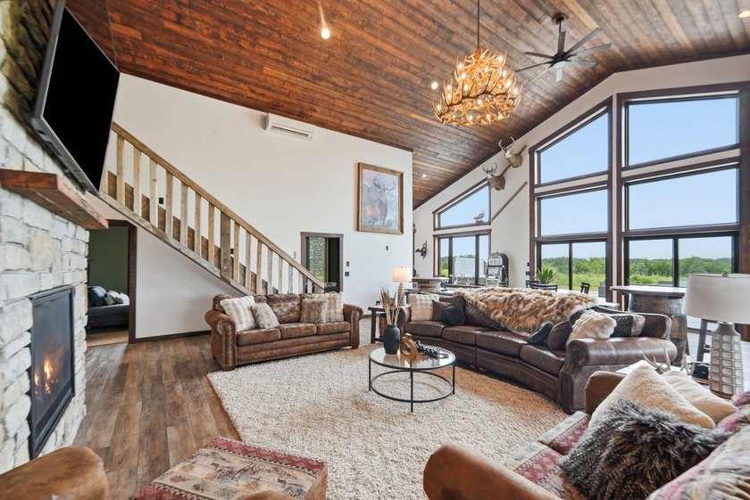 Welcome to Belle River Lodge-an extraordinary sporting and - photo 13