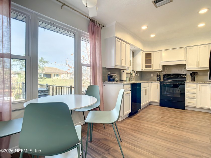 Rare opportunity to acquire a fully operational - photo 5