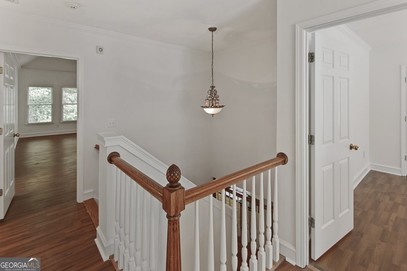Beautiful home sitting on large cul-de-sac lot in high demand - photo 31