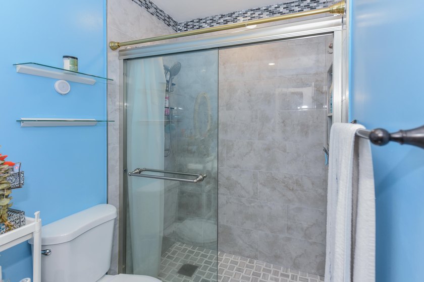 Don't miss this hidden gem! This beautifully upgraded 2-story - photo 21