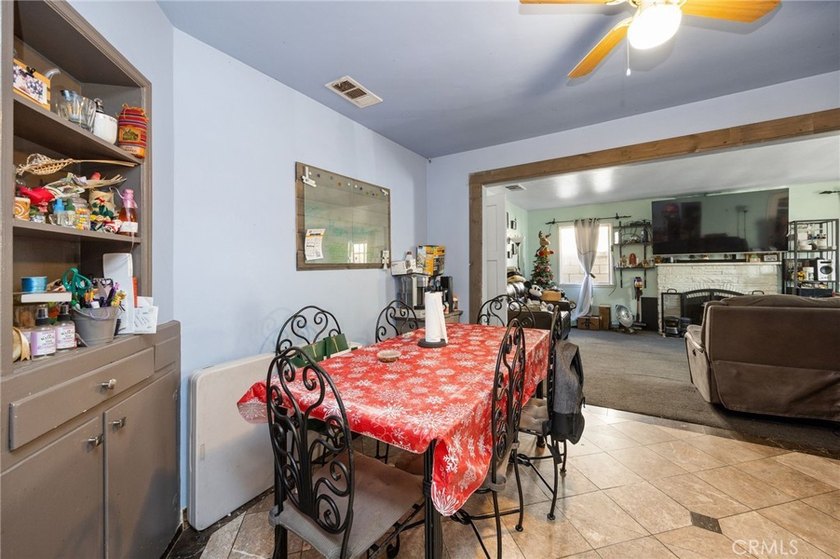 Amazing Income Producing Two-on-a-Lot Opportunity + Private Pool - photo 6