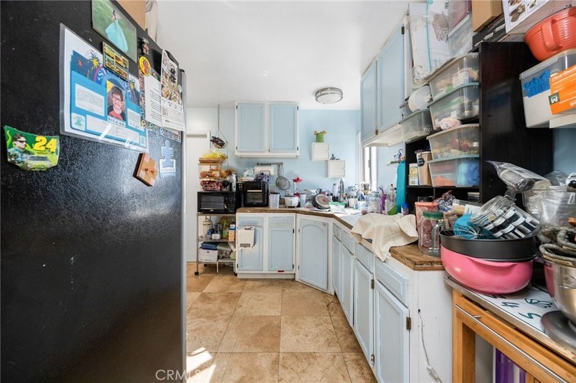 Amazing Income Producing Two-on-a-Lot Opportunity + Private Pool - photo 9