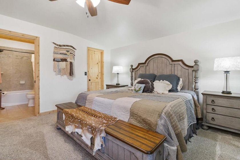 Multi-generation with 2 homes. No deed restrictions and Ag - photo 31