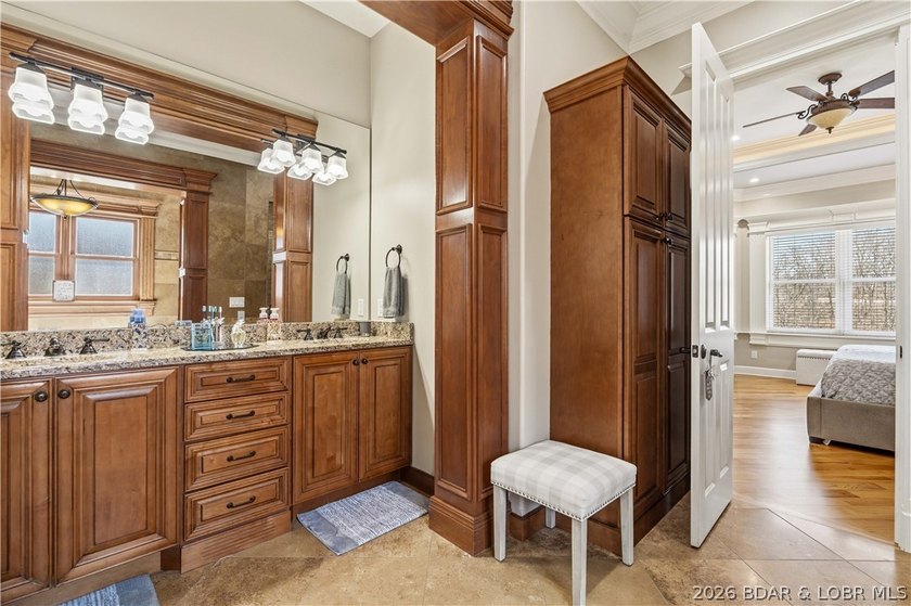 Set on the private waters of Treeline Lake in Four Seasons, this - photo 41