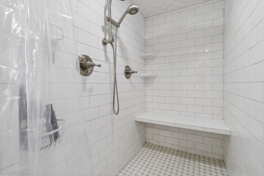 Multi-generation with 2 homes. No deed restrictions and Ag - photo 17