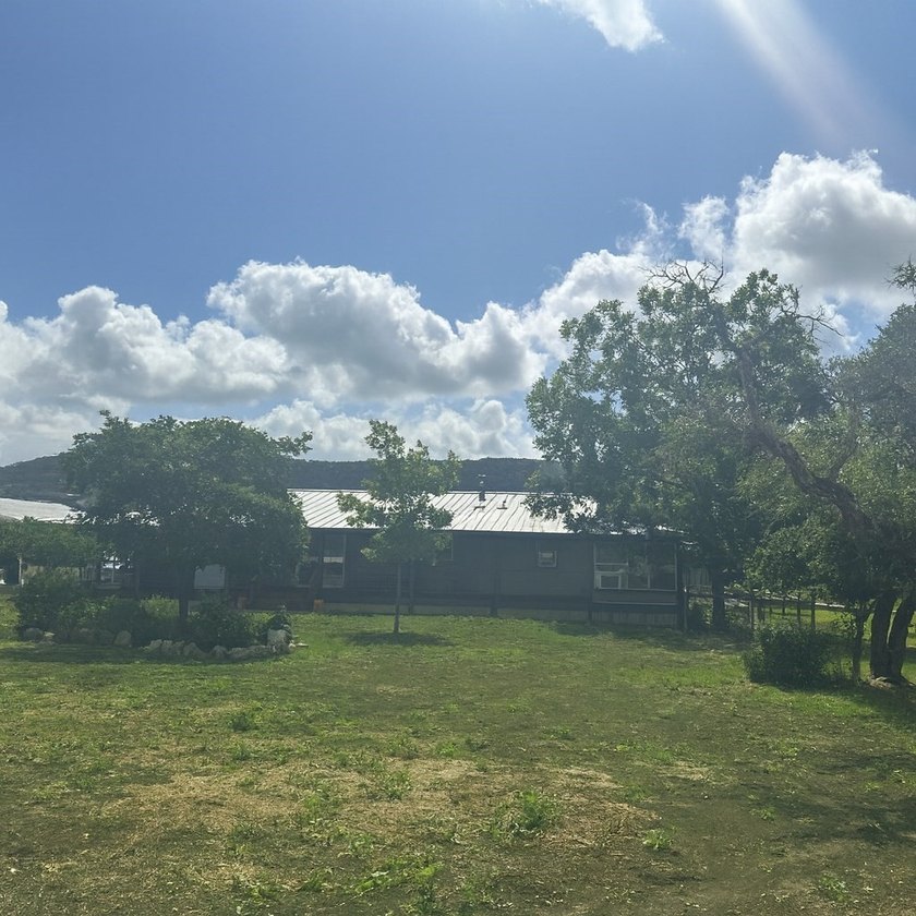 Multi-generation with 2 homes. No deed restrictions and Ag - photo 42