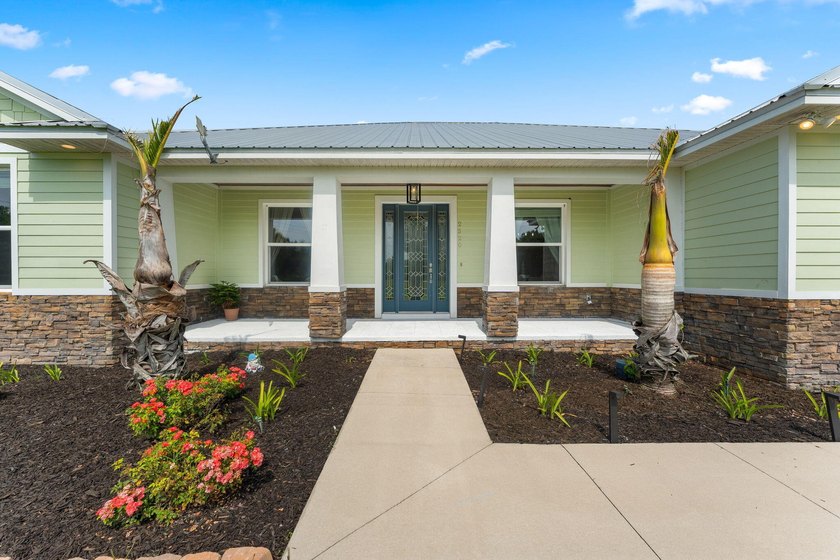 Exceptional custom home on fenced 1.15ac in Oak Grove Estates - photo 4