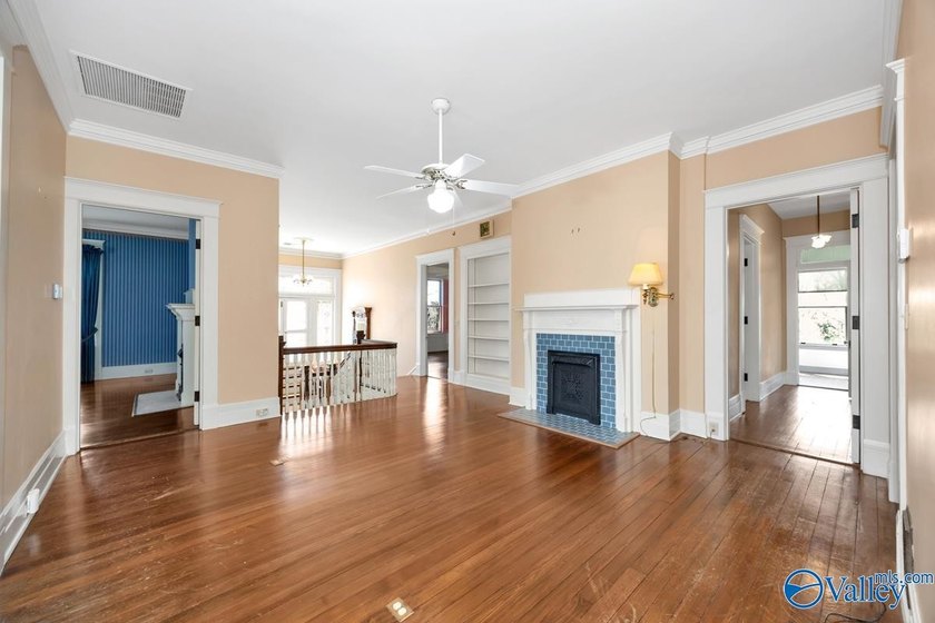 MAGNIFICENT HISTORICAL HOME W/ ELEGANT CHARACTER &amp; A - photo 28