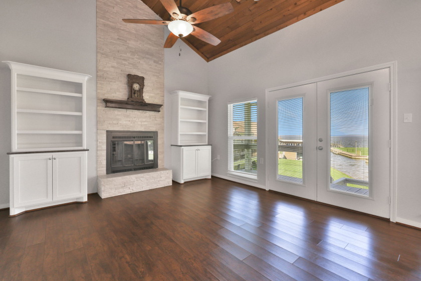 Renovated and Ready! Waterfront Entertainers Dream - photo 11
