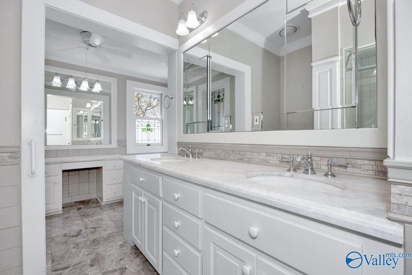 MAGNIFICENT HISTORICAL HOME W/ ELEGANT CHARACTER &amp; A - photo 31