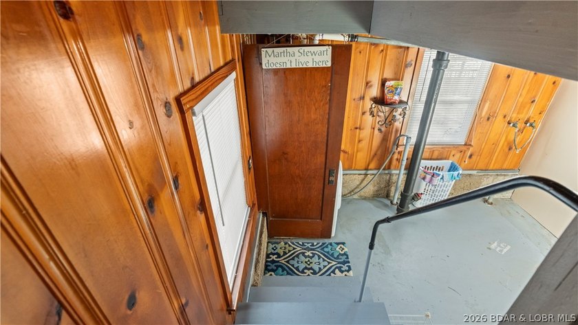 Charming 2 Bed, 2 Bath Lakeview Home - Fully Furnished &amp; Move-In - photo 44