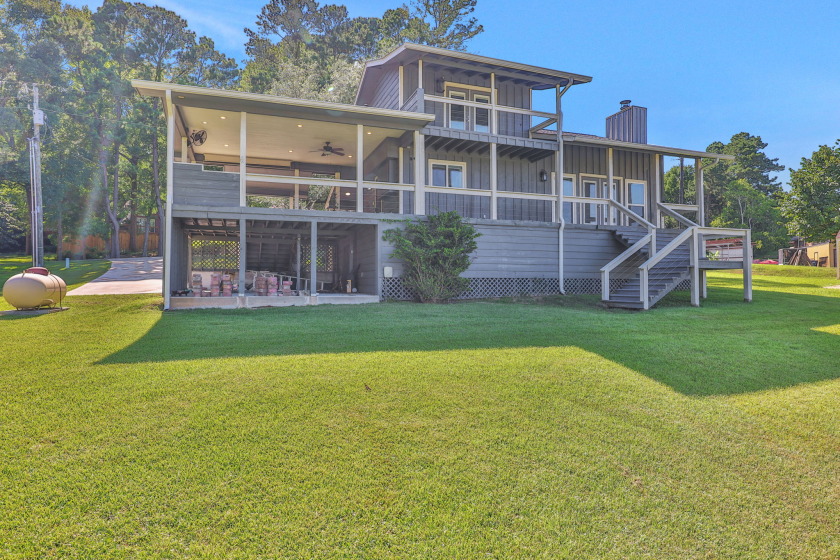 Renovated and Ready! Waterfront Entertainers Dream - photo 27