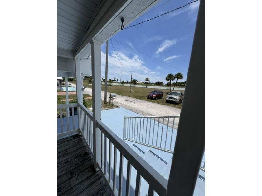 Level up your Florida coastal lifestyle in this spacious 3BR/2BA - photo 5