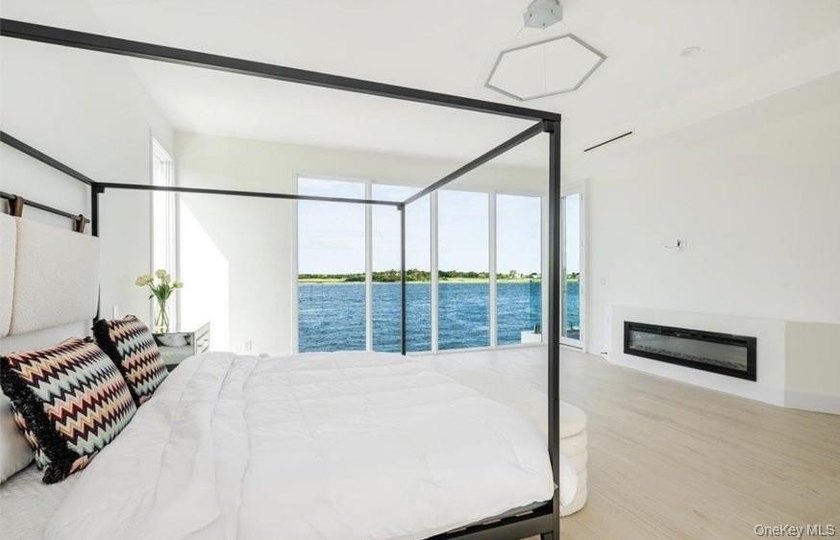 Bayfront New Construction | 7 Beds | Private Dock | Pool | - photo 12