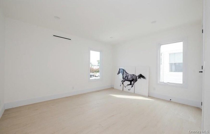Bayfront New Construction | 7 Beds | Private Dock | Pool | - photo 21