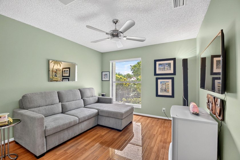 Tucked away on a peaceful cul-de-sac in the highly desirable - photo 33
