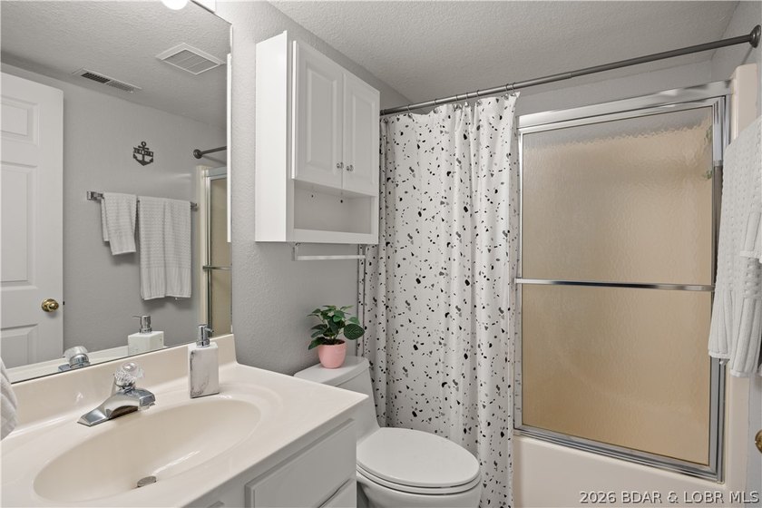 This fully furnished 2-bedroom, 2-bathroom condo at Lighthouse - photo 13