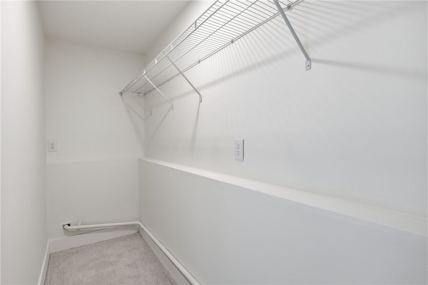 WHY BUILD WHEN EVERYTHING ALL NEW!!! Spacious and fully updated - photo 25