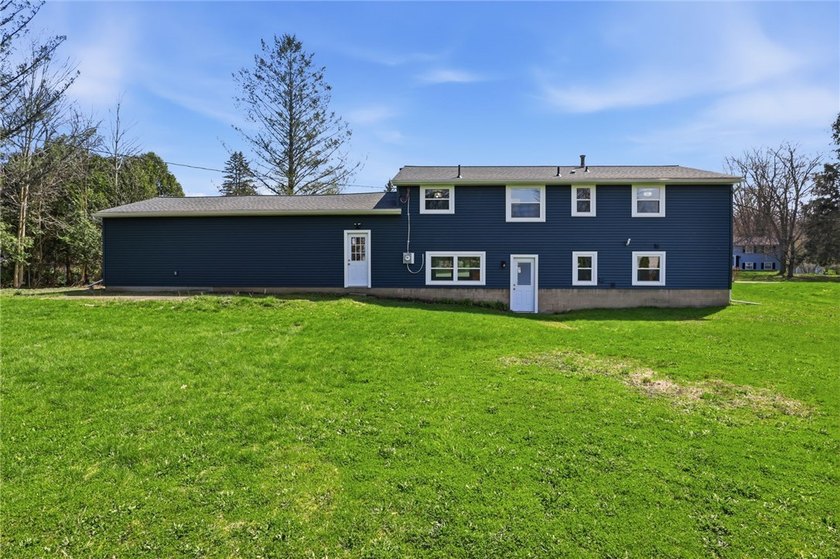 WHY BUILD WHEN EVERYTHING ALL NEW!!! Spacious and fully updated - photo 35
