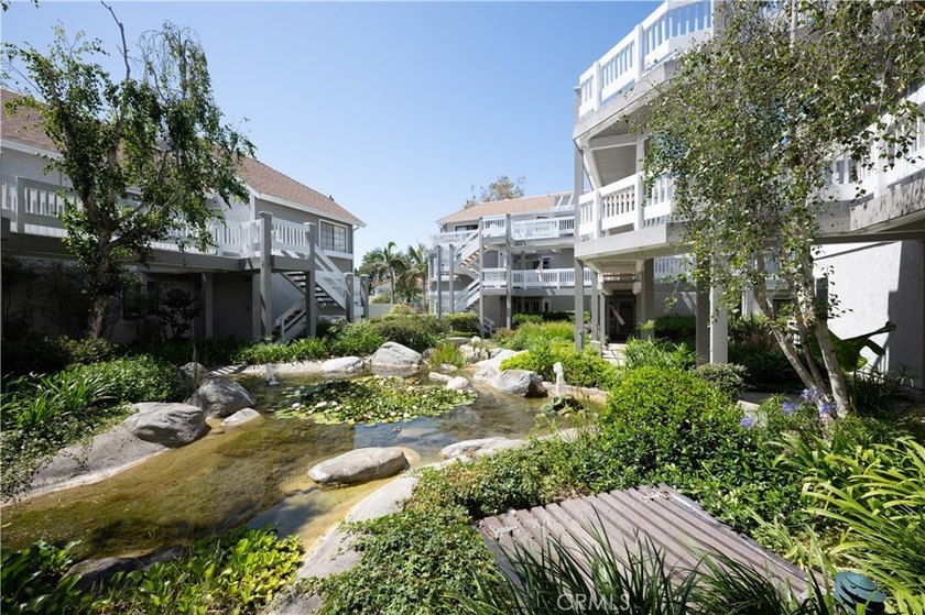 Welcome to Resort-Style Coastal Living in Pointe Surfside! - photo 4