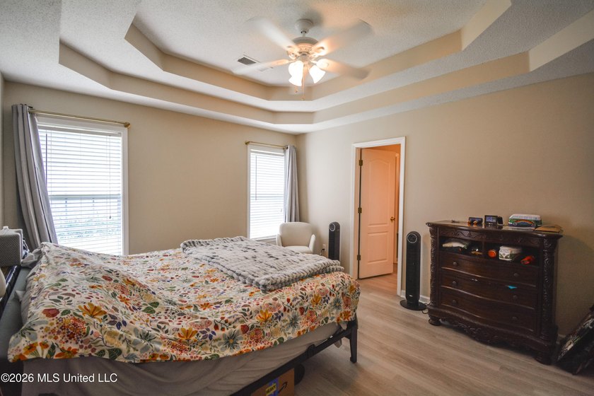 Move-in ready and beautifully updated! This well-maintained home - photo 9