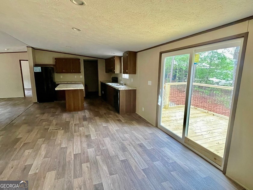 WW Development Presents a Brand New 4 Bedroom 2 Full Bath Home - photo 11