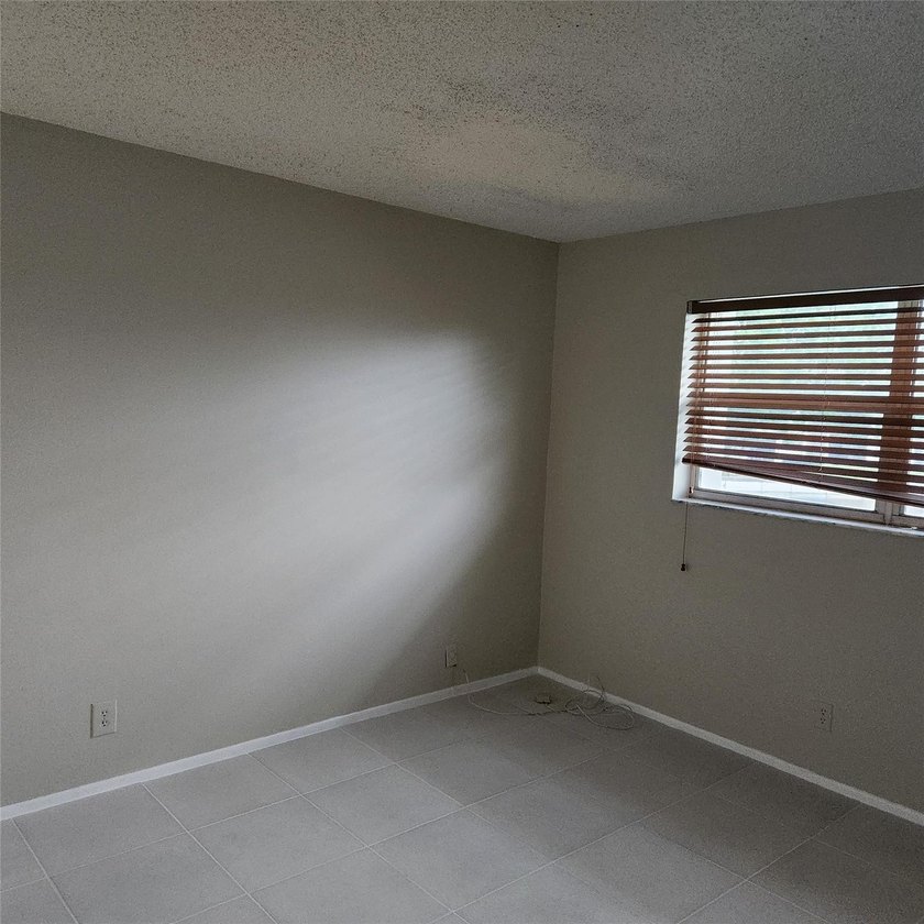 Unit rented until 9/30/2026 for $1700 per - photo 9