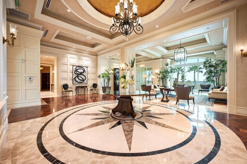 SPECTACULAR 2 BEDROOMS AND 2.5 BATHROOMS WITH AMAZING DIRECT - photo 4