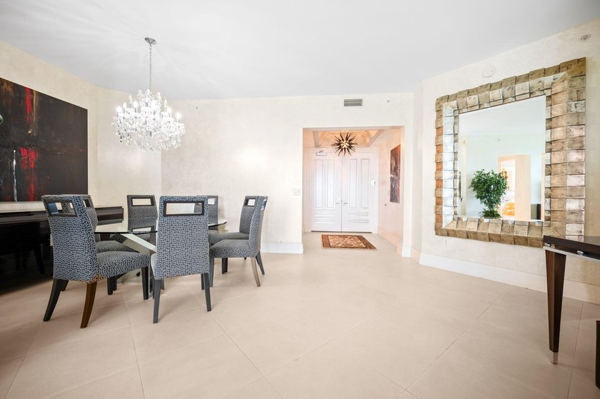 SPECTACULAR 2 BEDROOMS AND 2.5 BATHROOMS WITH AMAZING DIRECT - photo 6