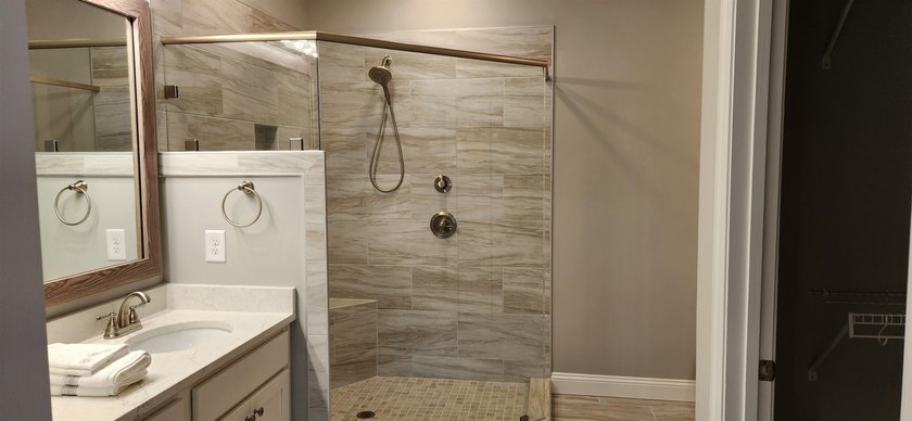 Contact Listing agent to learn more about builder incentives - photo 27