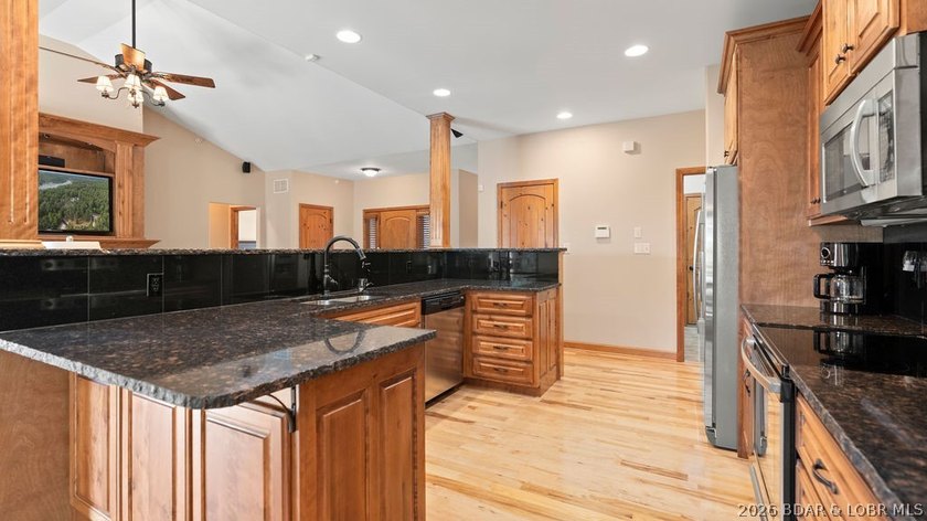 Luxury, lake views, and room to grow-welcome to Timberlake - photo 32