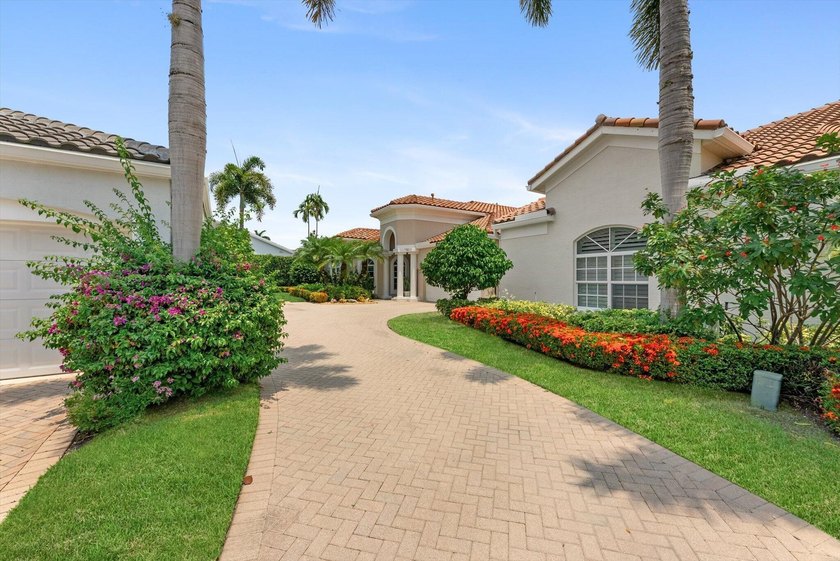 Nestled within the prestigious Woodfield Country Club, this - photo 47