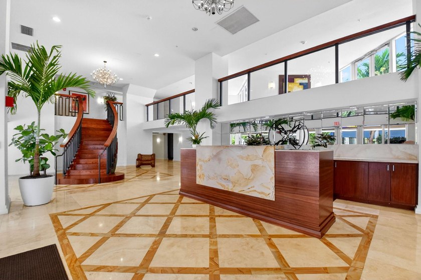 Welcome to this stylishly designed Flagler Dr. open airy one - photo 26
