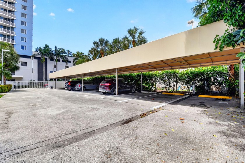 Welcome to this stylishly designed Flagler Dr. open airy one - photo 39
