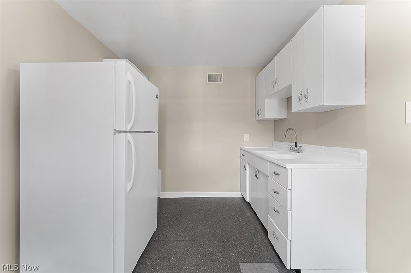 Great opportunity for investors looking to add a solid - photo 22