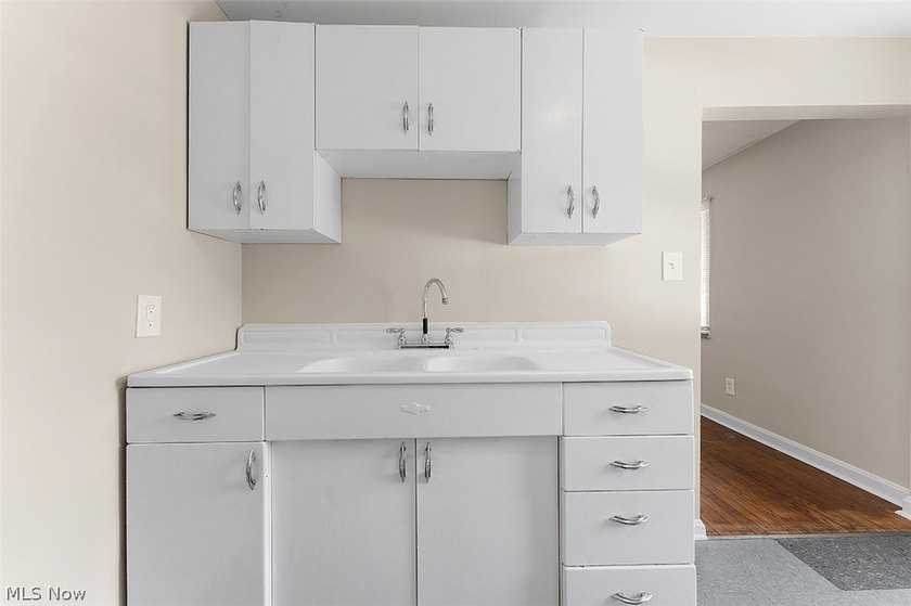 Great opportunity for investors looking to add a solid - photo 23