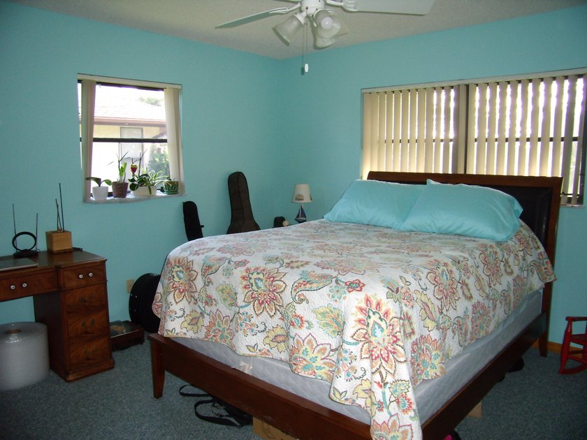 FIXER UPPER HOME, being sold AS IS with right to inspect. Large - photo 11