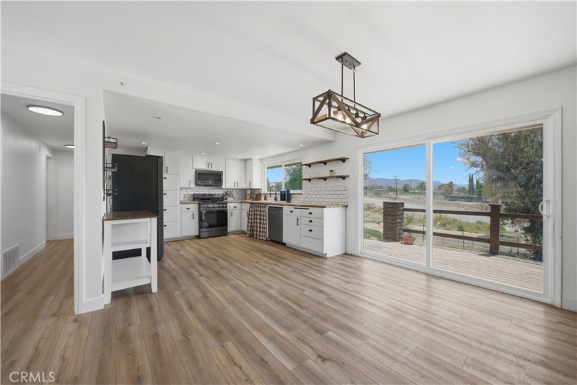 21280 Cielo Vista - photo 14