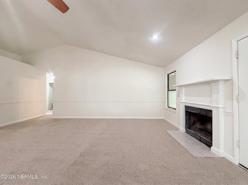 Imagine 7737 Pepper Cir E, recently enhanced with fresh interior - photo 3