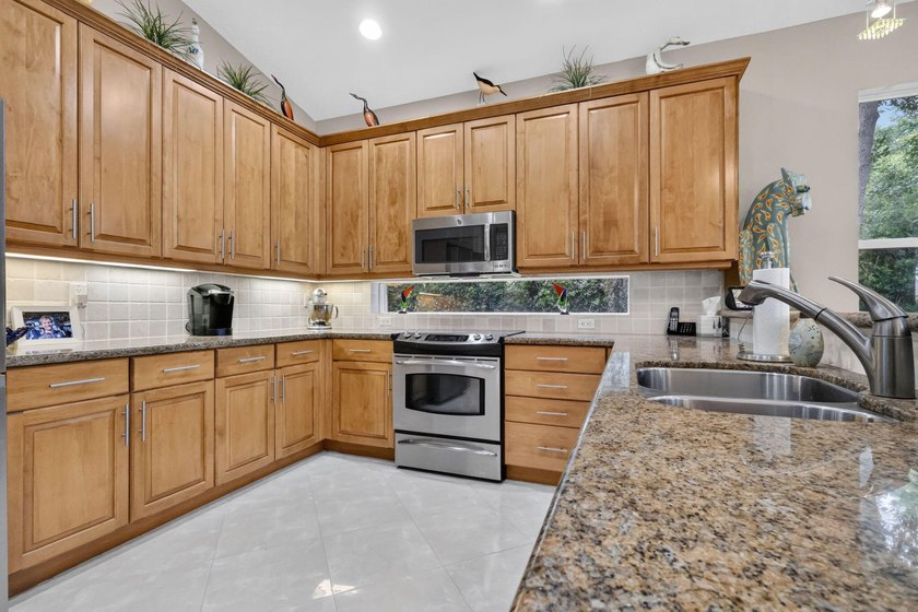 Beautiful Updated 4 Bedroom 2.5 Baths, Gorgeous Pool Home on the - photo 17