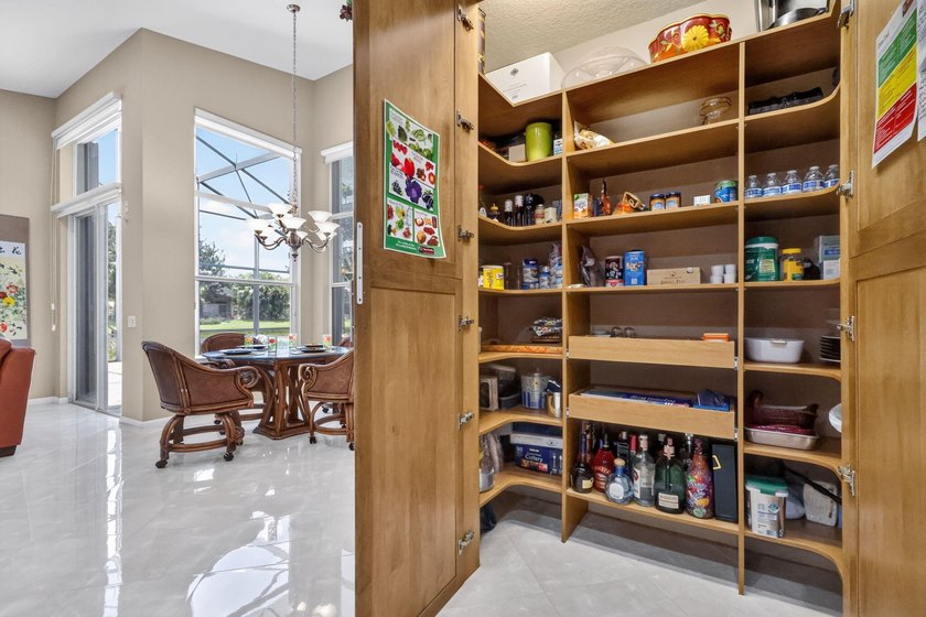 Beautiful Updated 4 Bedroom 2.5 Baths, Gorgeous Pool Home on the - photo 18