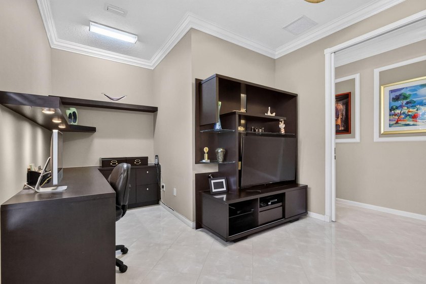 Beautiful Updated 4 Bedroom 2.5 Baths, Gorgeous Pool Home on the - photo 38