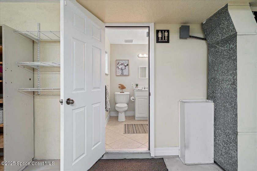 A rare custom-built retreat surrounded by the natural beauty of - photo 46
